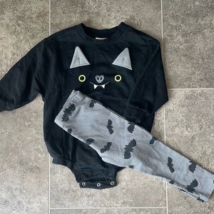 Cat & Jack Baby Bat Halloween 2 Piece Outfit Size 18 Months Fall